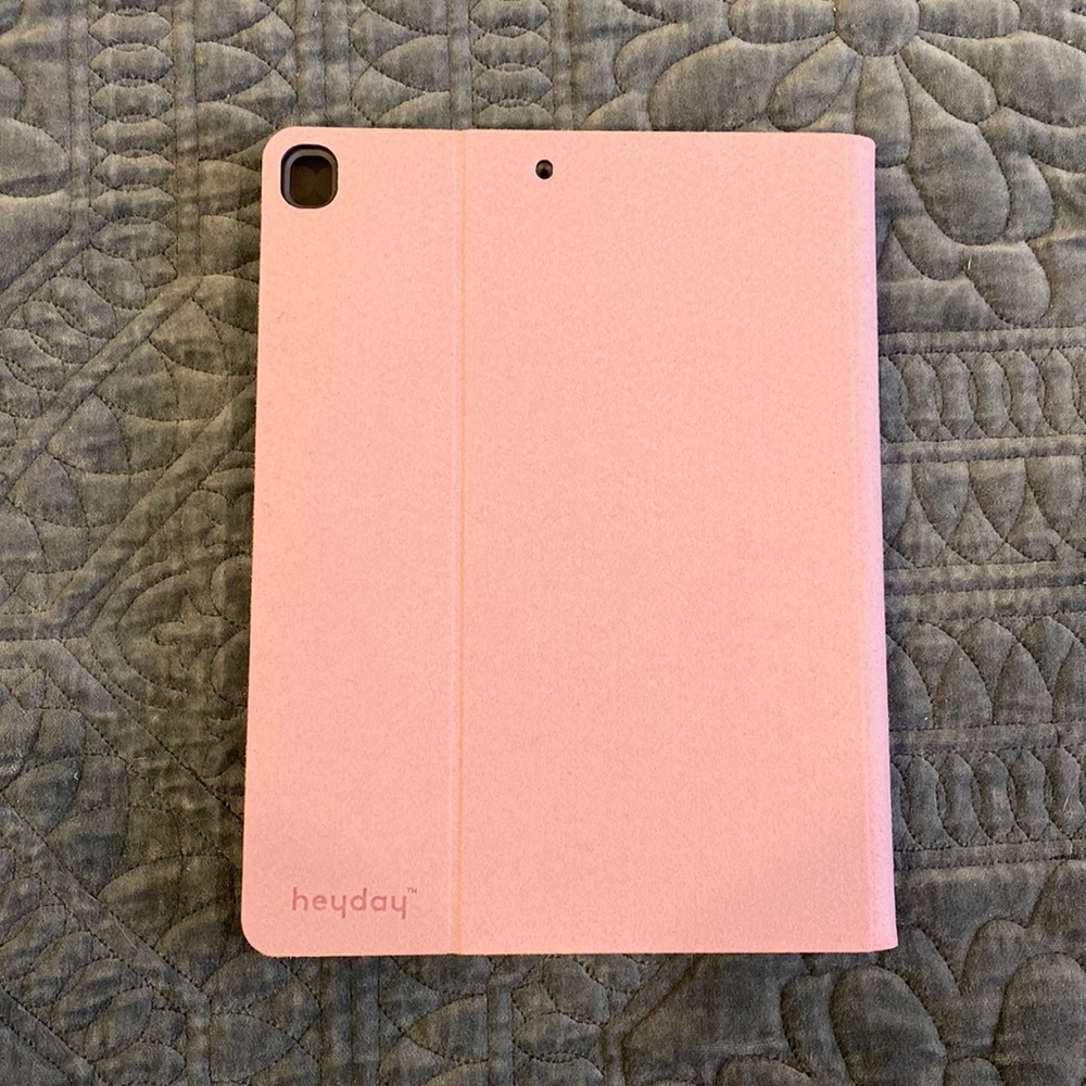 Heyday Folio Case for 10.2 in. iPad & 10.5 in. iPad Air - Lilac Rose